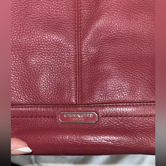 COACH-Park Pebbled Leather Carrie Tote/Shoulder Bag- Berry color - Picture 10 of 10